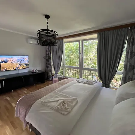 Botanic Apartment